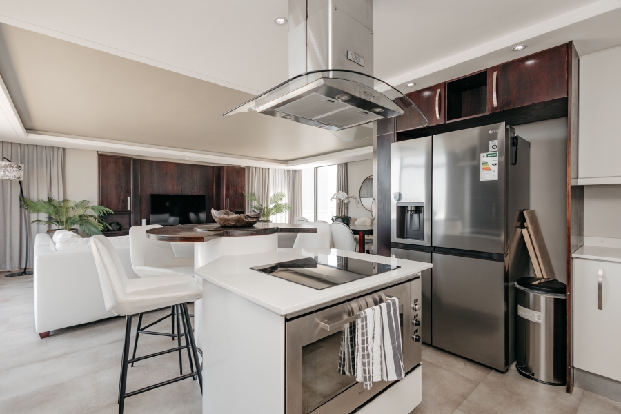 3 Bedroom Property for Sale in Waves Edge Western Cape